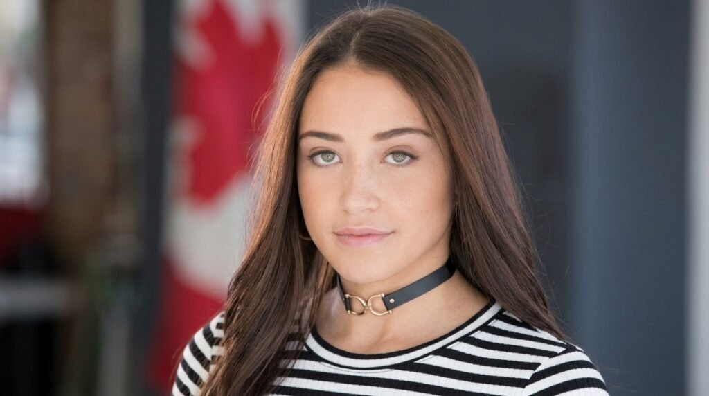 Avi Love: Age, Height, Career, Net Worth & Boyfriend (2026)